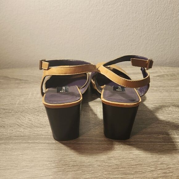 ETIENNE AIGNER SCHEME WOMEN'S SANDALS BROWN COLOR SIZE 6 1\2 LEATHER UPPER. - Picture 3 of 4